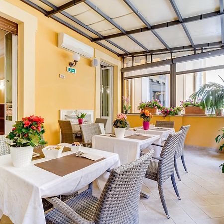 Hotel Cellini Roma Dış mekan fotoğraf